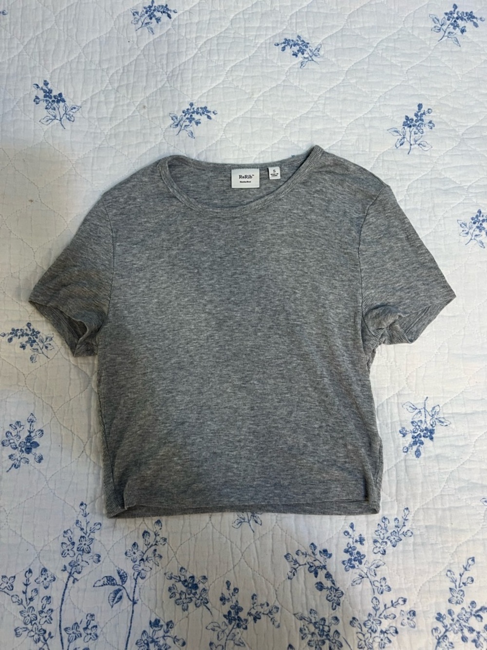 Sunday Best Heather Gray Short Sleeve Crop Tee